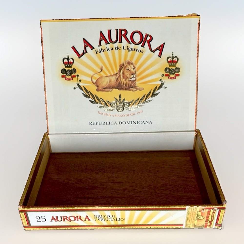 La Aurora Bristol Especiales Wood Cigar Box Dominican Republic Craft Storage VTG